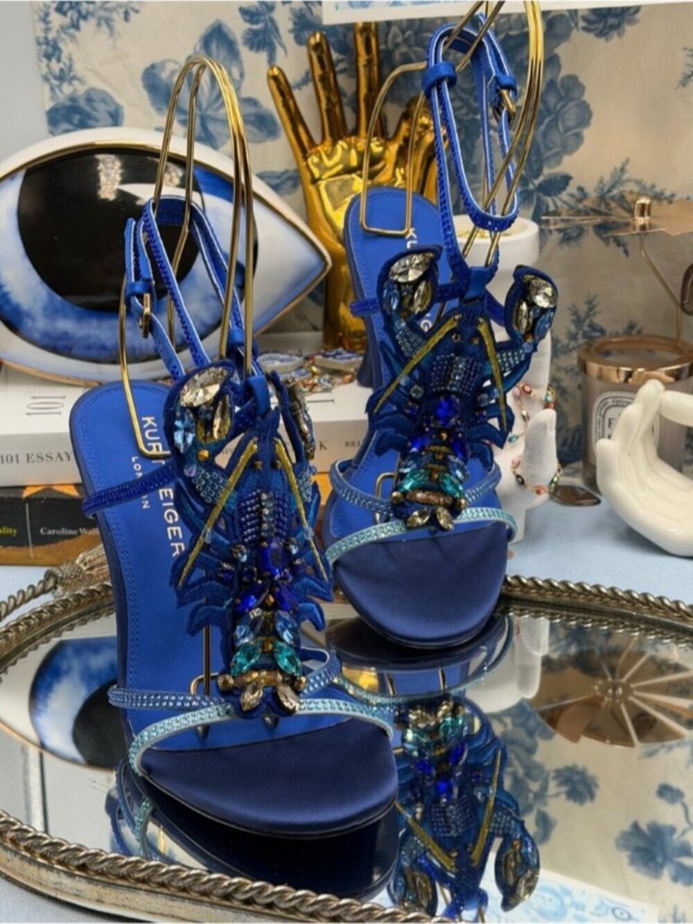 🆕 KURT GEIGER LONDON 🧿 NWOB Lobster Ankle Strap Satin Sandal, Blue - Sz 37 US7 - Picture 10 of 16